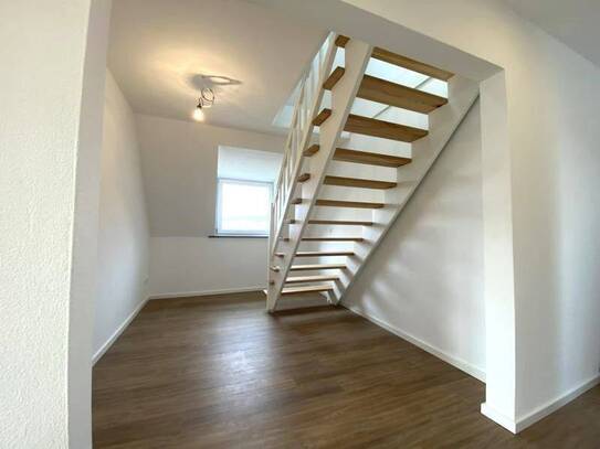 Kernsanierte Maisonette-Wohnung in Nordheim