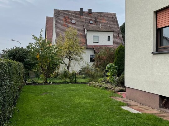 4 Zimmer mit Gartenzugang