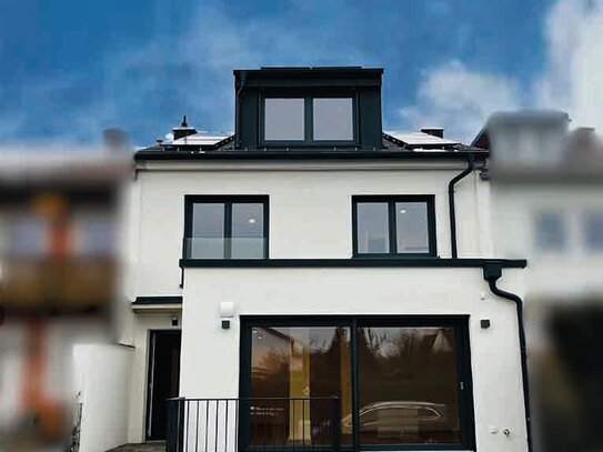 Townhouse in Sendling: 135 m2 Effizienzhaus (A+) mit Wärmepumpe, PV-Anlage und Sonnenterrasse