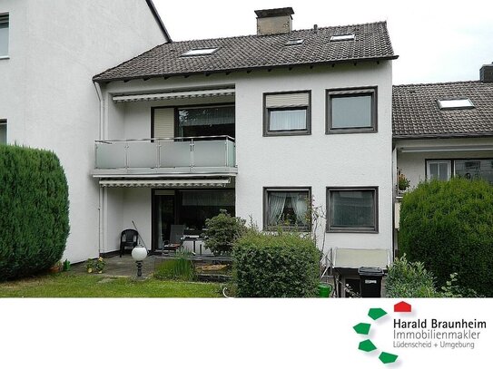 Gepflegtes Reihenmittelhaus in familienfreundlicher Wohnlage mit Garage.