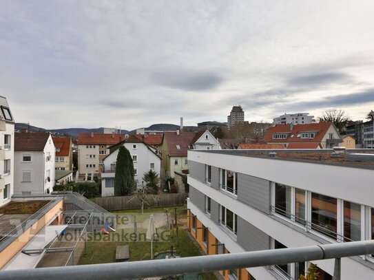 VERMIETET - TOLL GESCHNITTEN - BALKON - TG-STELLPLATZ - ZENTRALE LAGE!