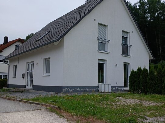 Neuer Preis! Luxuriöses Einfamilienhaus im Traumzustand - Baujahr 2020!