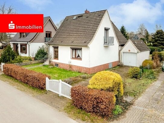 Einfamilienhaus mit Teilkeller und großem Grundstück in einer Sackgassenlage von Elmshorn!