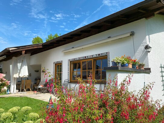 Interessantes Grundstück mit älterem Bungalow in Rosenheim (Happing)