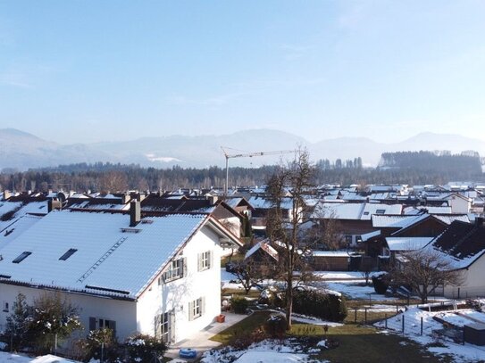 Neubau-Wohnung 9 - absolut ruhige, energetische Wohnung mit großem, tiefem Balkon und tollem Bergblick!