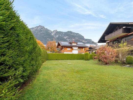 Provisionsfrei - Helle, großzügige 3-Zimmer-Wohnung mit beeindruckendem Bergblick in ruhiger Lage