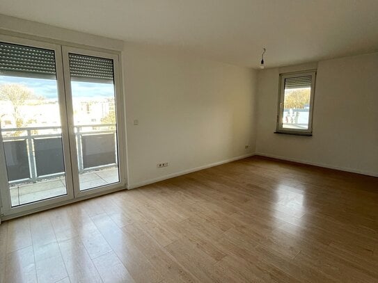 Mainz - helle 2 ZKB, Balkon - Wohnung