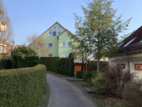 Garten, Ruhe und Familienglück - Reihenmittelhaus in Stolpen wartet auf "SIE" !