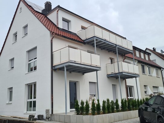 +++FERTIGGESTELLT!!+++Energetisch TOP sanierte Wohnungen in einem 5-Familienhaus im Herzen von Denkendorf!