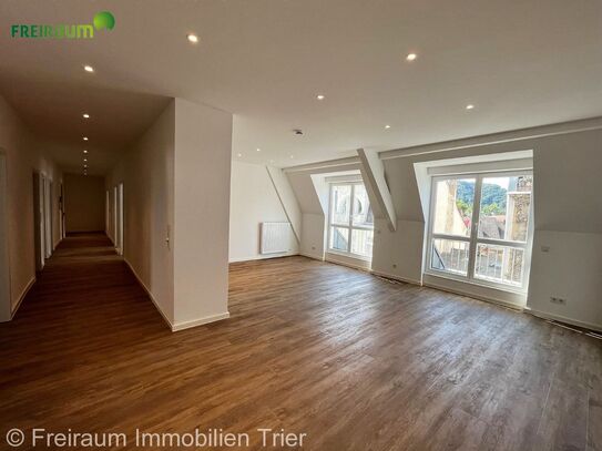 TR.-City: Sanierte WG-Altbauwohnung mit 6 ZK2Du,180m² Wohnfläche, ab sofort!