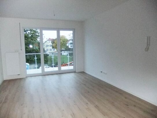 Bitte nur Mailanfragen: Neuwertig:: 3 1/2 Zi-Wohnung mit Terrasse (WE 2), Schwabelweis