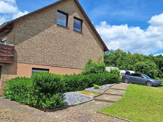 Zweifamilienhaus mit Doppelgarage in Löhne-Gohfeld