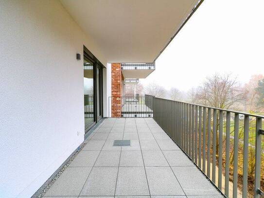 Attraktive 4-Zi.-Wohnung mit moderner EBK, Balkon, Gästebad und TG-Stellplatz