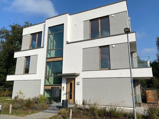 Erstbezug moderne 2-Zimmerwohnung mit Balkon in Berlin-Spandau