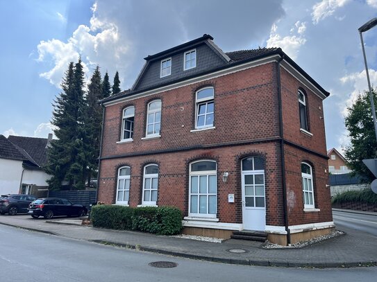 Kapitalanlage 4-Familienhaus mit Stellplätzen in Löhne-Gohfeld/Ortsgrenze Bad Oeynhausen