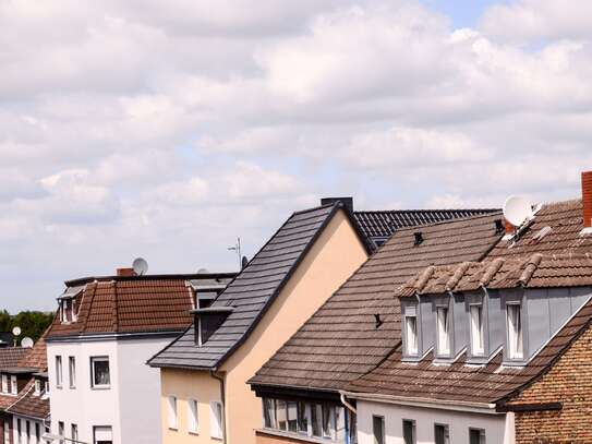 Rendite 5,42 %, Faktor 18,5 - MFH mit 10 WE & 4 Läden in Offenbach Innenstadt - Voll vermietet