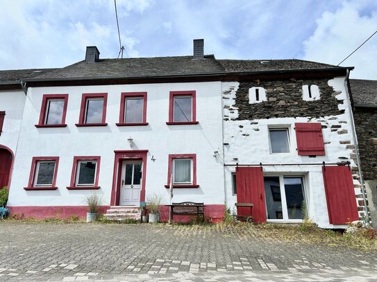 Idyllisches Bauernhaus mit historischer Seele und viel Potenzial