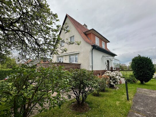 Gepflegtes 1 Fam.-haus, Garage, Carport, Solarthermie in Schauenburg