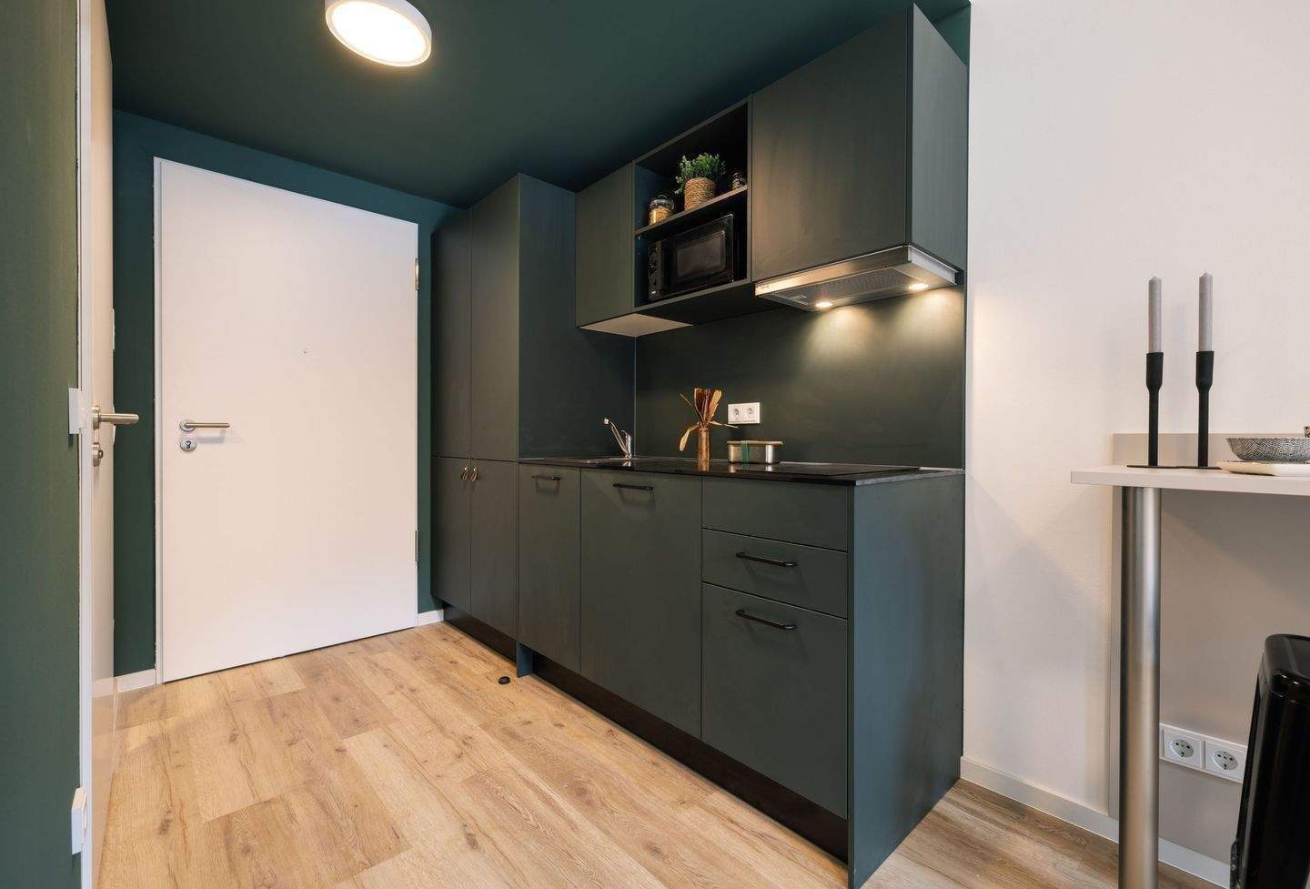 THE FIZZ Berlin Friedrichshain - **BRAND NEW* Fully Furnished Single Apartments for Students - Photo 1