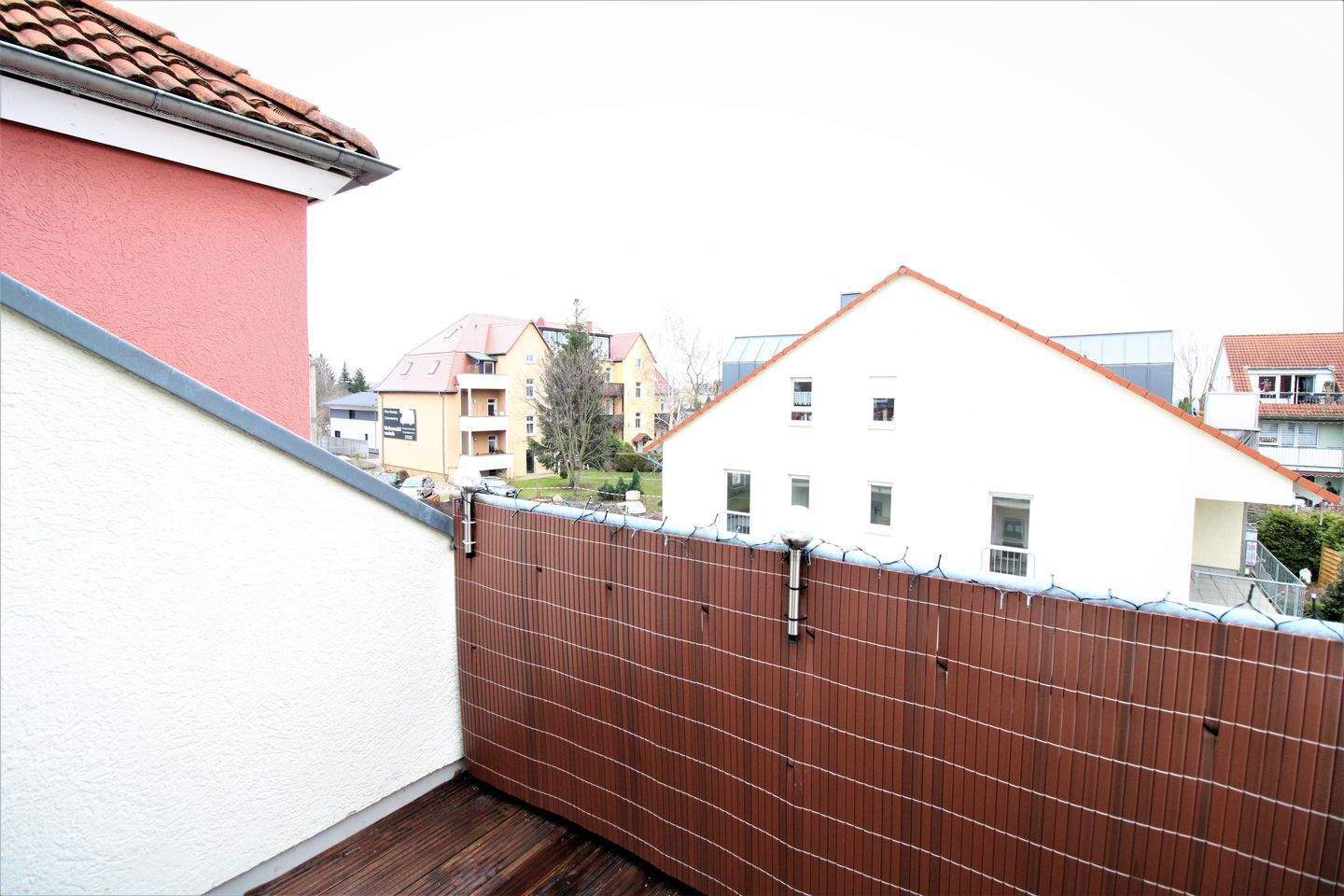 Wohnen auf zwei Etagen - 4-Zimmer-Traumwohnung mit Balkon und Stellplatz