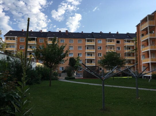 Großzügige 2-Zimmer-Wohnung mit Balkon und EBK zur Ablöse im wunderschönen Stadtteil St. Johannis!