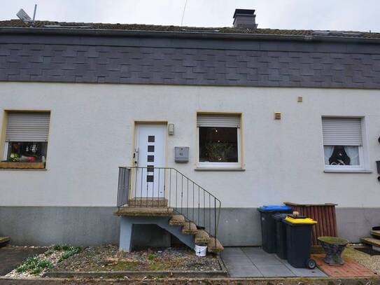 *Provisionsfrei*-Reihenmittelhaus mit Wintergarten in ruhiger Wohnlage