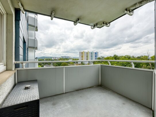 +++ grün am Waldrand - West-Balkon mit Fernblick - modernisiert & top gepflegt - TOP-Mieter - inkl. Garage & Kfz-Stpl...