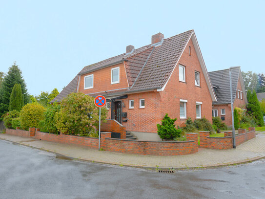 Vielseitiges Einfamilienhaus mit Einliegerwohnung und großem Garten nahe dem Westküstenklinikum