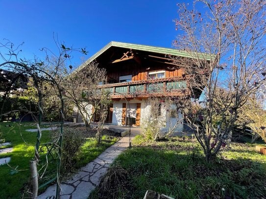 Charmantes Landhaus mit Mieteinnahmen in Bernau am Chiemsee