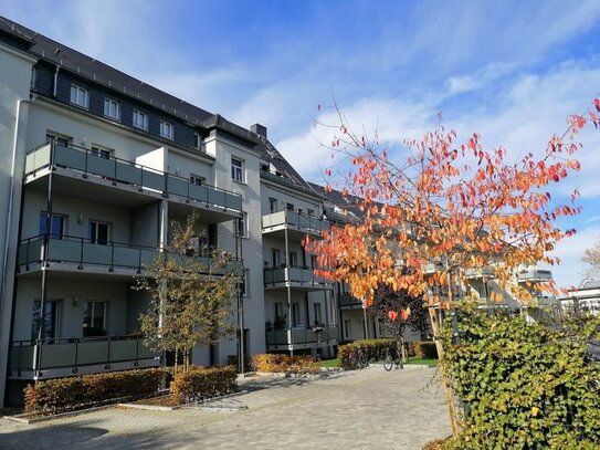 !! 3-Zimmer-Wohnung mit Fußbodenheizung, ca. 9 m² Balkon und PKW-Stellplatz !!