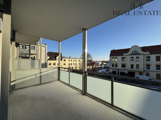 Moderne 4-Zimmer-Wohnung mit Balkon in Elbnähe