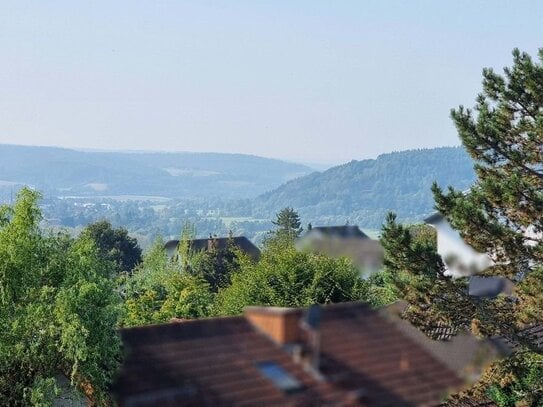 Hübsches Einfamilienhaus mit phantastischem Weitblick und Garage