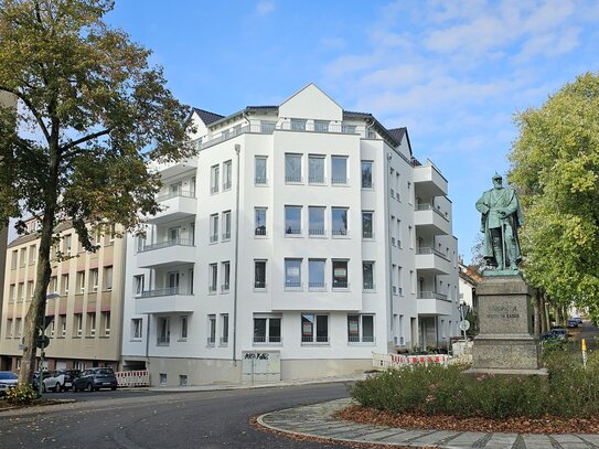 "Palais am Kaiser Friedrich" - Neubauwohnung im Erdgeschoss mit Terrasse