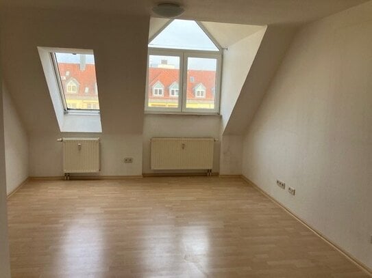 Für einen Kapitalanleger oder Selbstbezug - 2 Zimmer Appartment -TG-Stellplatz - 90763 Fürth