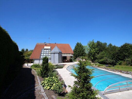 ***Exklusives Haus mit Pool sucht Mieter***