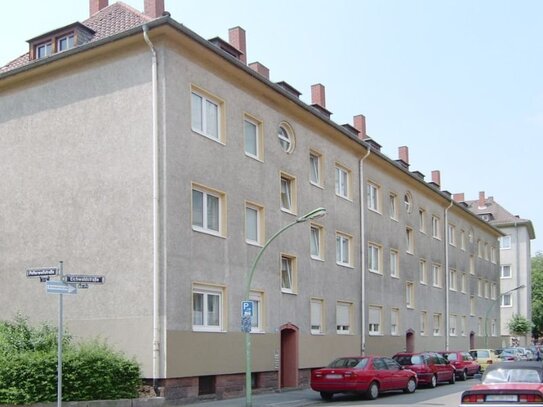 Zentrale und helle 3 Zimmerwohnung mit Balkon