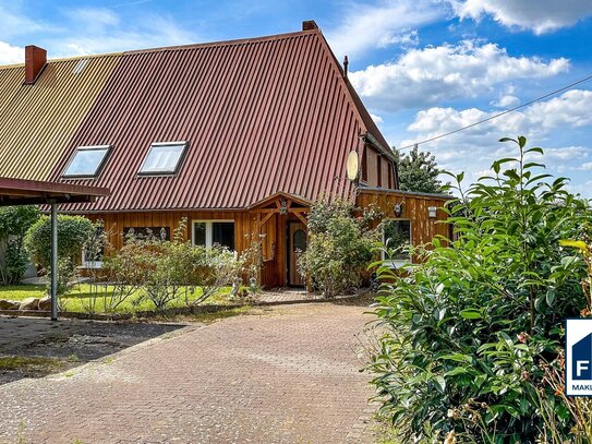 Gemütliches Zuhause mit fünf Zimmern und Doppelcarport in idyllischer Lage nahe Landeshauptstadt