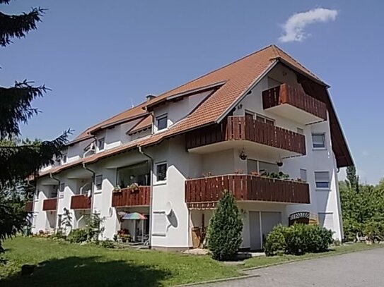 attraktive 2,5-Zi.-Maisonette-Wg. mit kl. Dachterrasse, Pkw-Spl., EBK otional, frei ab 01.01.2024