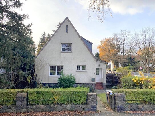 Kleines, sanierungsbedürftiges Einfamilienhaus in begehrter Lage von Lübeck