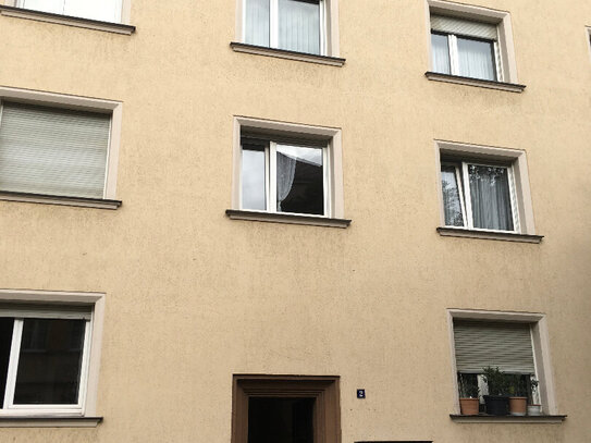 Großzügige 2-Zimmer-Wohnung im 1. OG in Nürnberg-Gibitzenhof