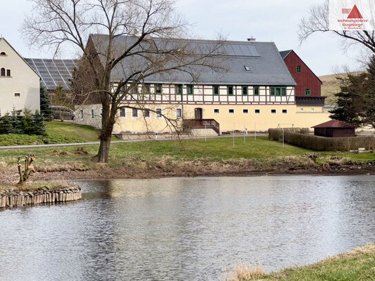 Zweiseitenhof, Fachwerkhaus, Mehrgenerationenhaus mit Scheune und Garagen bei Frauenstein zu verkaufen!