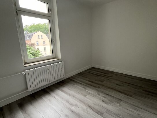 3-Zimmer-Wohnung ( 2. OG ) in Duisburg - Meiderich zu vermieten