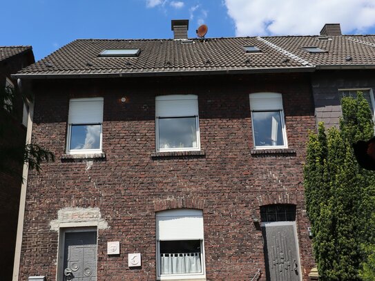 Haus mit Garten und Garage. Altbaucharme in Herne-Sodingen.