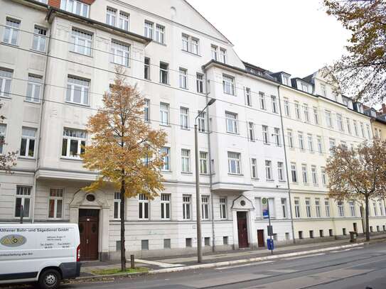 Außen Gründerzeit & Innen Neubau I sehr gute Infrastruktur I Einbauküche und Essbereich I Balkon