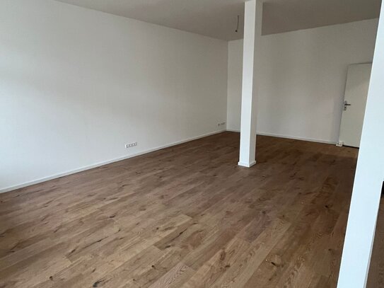 Moderne frisch sanierte 4 Zimmerwohnung 139 m²