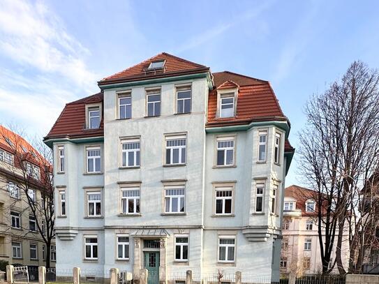 Charmante Maisonette-Wohnung mit Balkon und Stellplatz in zentrumsnaher Lage