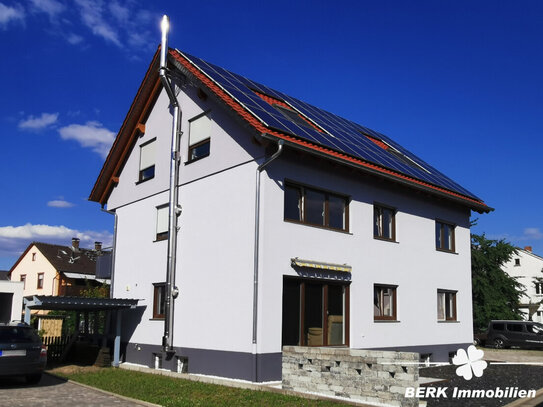 BERK Immobilien - Mehrgenerationenhaus - Dachgeschoss komplett neu - sparsam mit PV - Wörth am Main