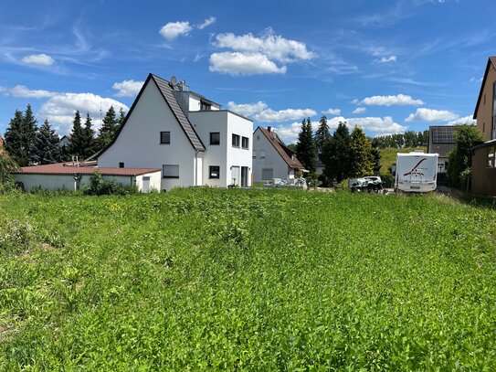 Traumhaftes Baugrundstück, voll erschlossen