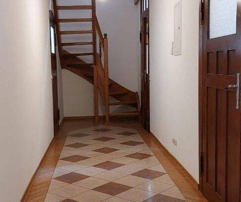 Traumwohnung in ruhigem Mehrfamilienhaus von privat