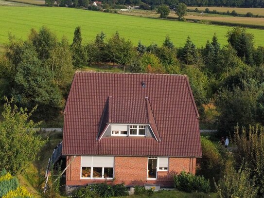 Idyllisches Einfamilienhaus mit Eckgrundstück